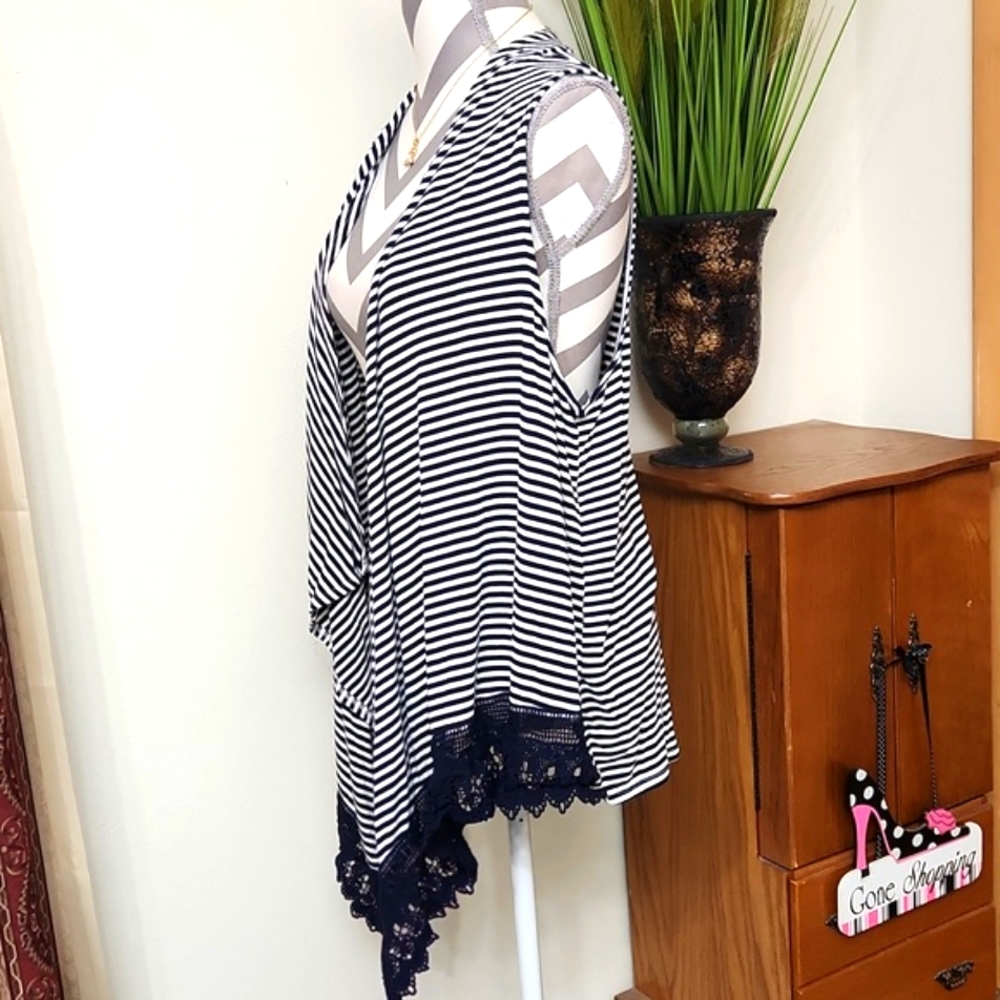 Christopher & Banks Sleeveless Stripped Cardigan - Picture 3 of 11